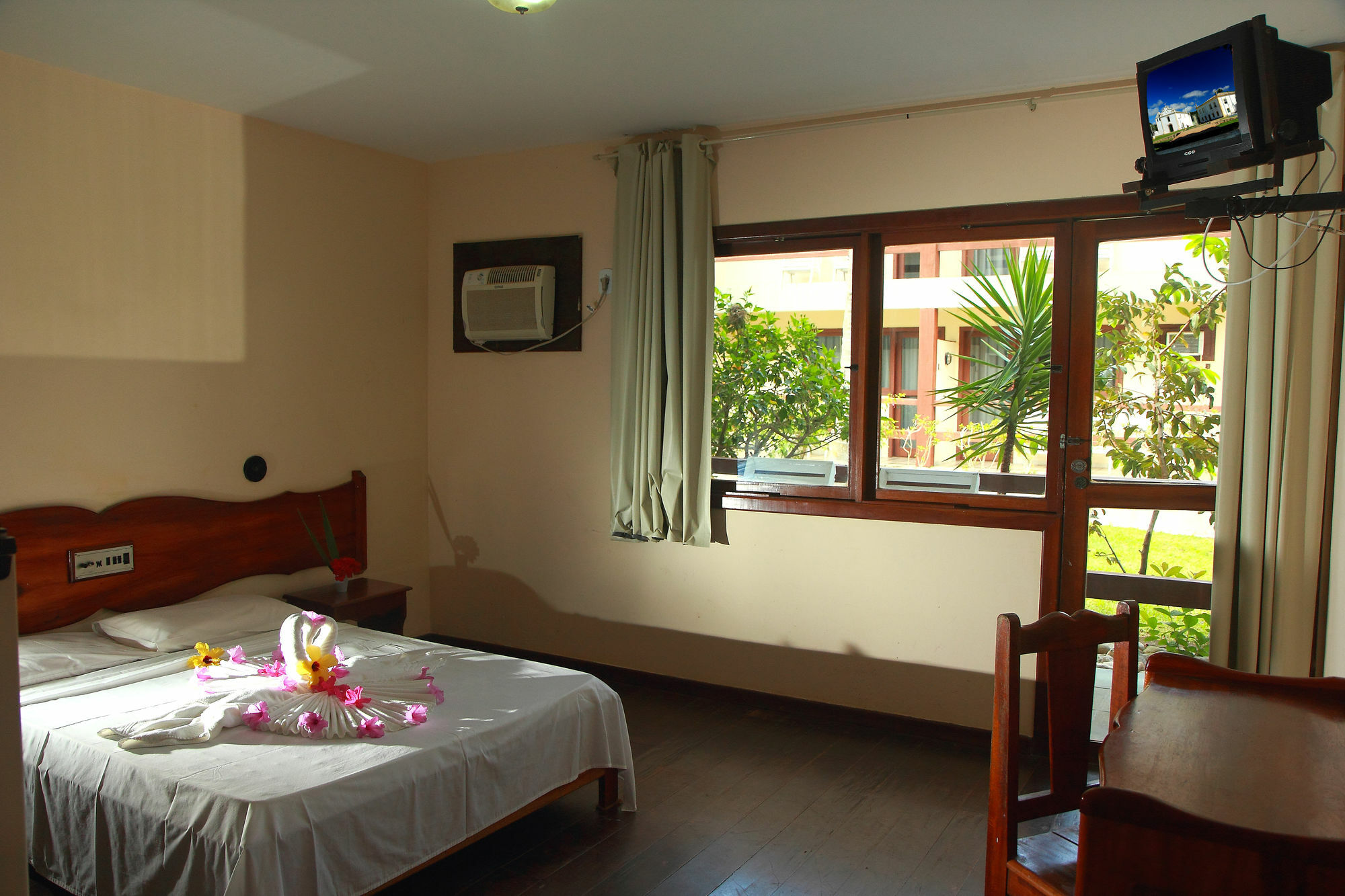 Hotel Oasis 3*